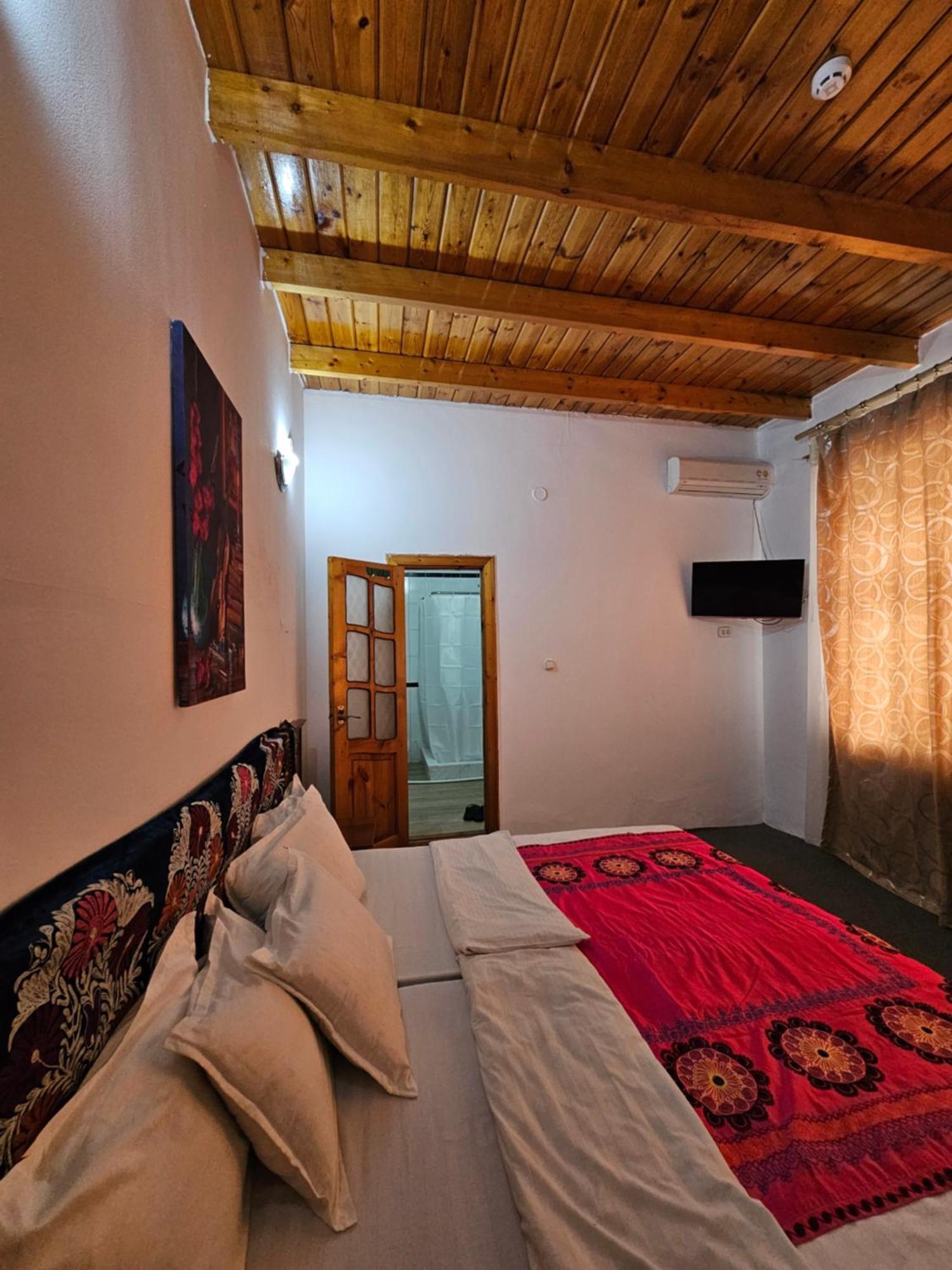 Sim-Sim Hostel & Backpackers Самарканд Номер фото